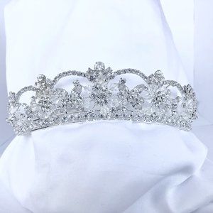 Davids Bridal Tiara Silver 3D Crystal
